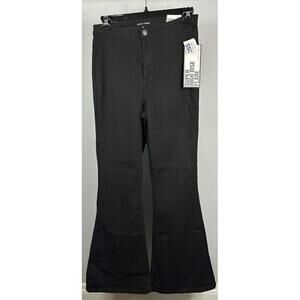 Almost Famous Super High Rise Flare Pants Women’s Size 13 29x32 NWT